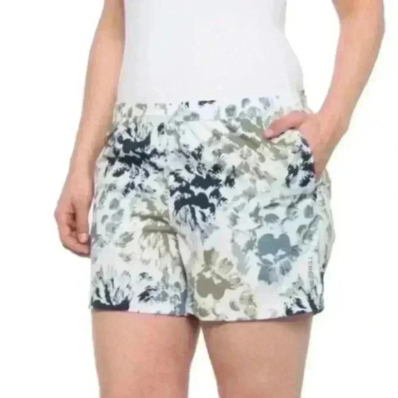 Merrell Pants - Merrell Dynamo Shorts Women Floral Print Activewear Hiking Shorts Size M